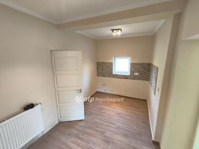 Eladó ház Hunya 68 nm