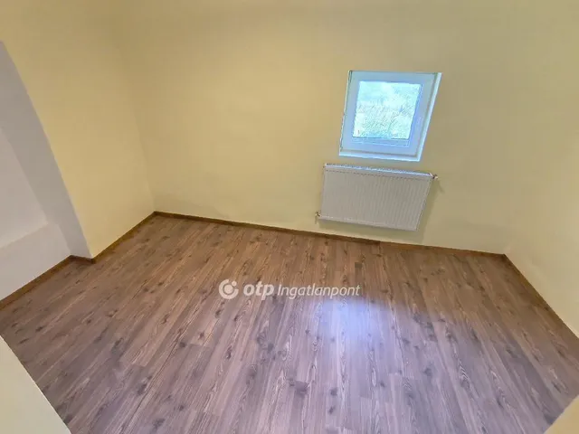 Eladó ház Hunya 68 nm