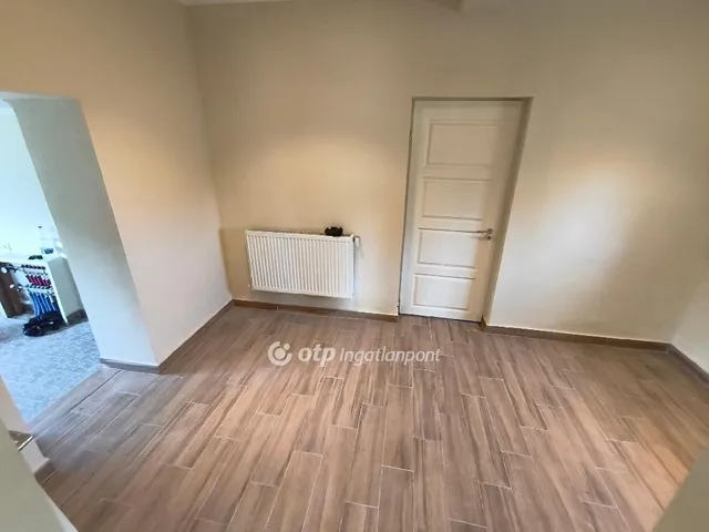Eladó ház Hunya 68 nm