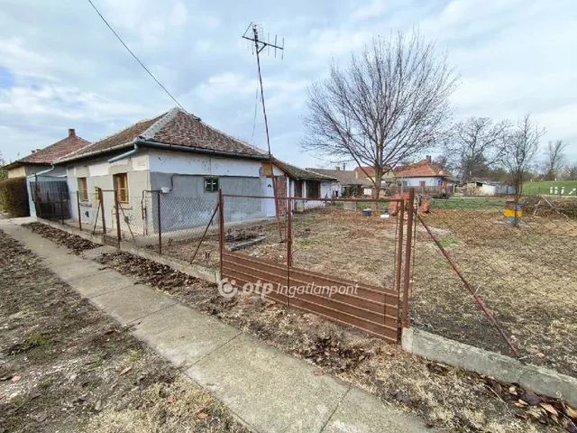 Eladó ház Mezőtúr 100 nm