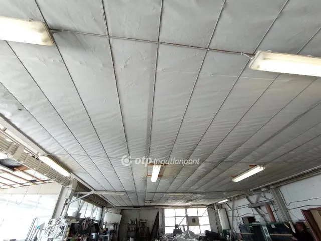 Eladó kereskedelmi és ipari ingatlan Kondoros 870 nm