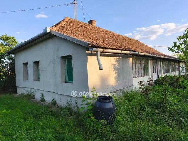 Eladó üdülő és hétvégi ház Kardos 111 nm