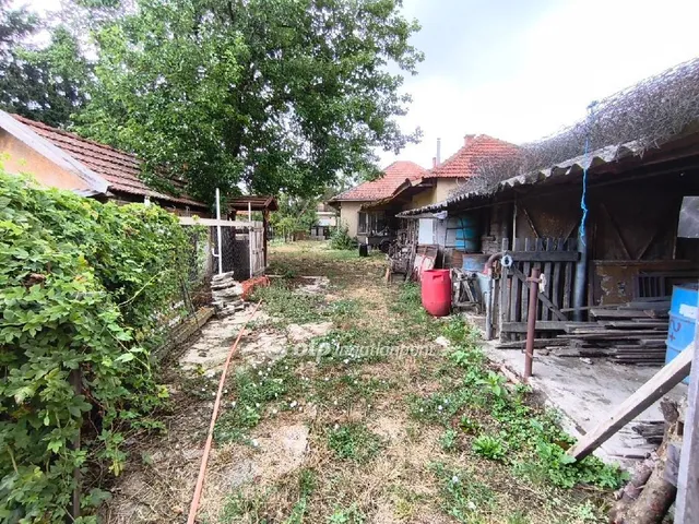 Eladó ház Békés 56 nm