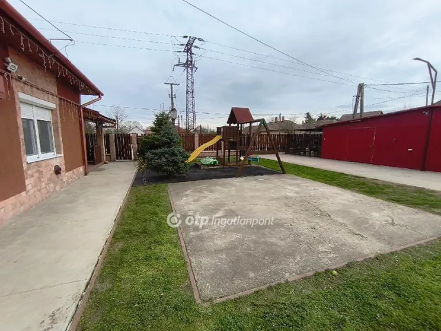 Eladó ház Kunhegyes 108 nm