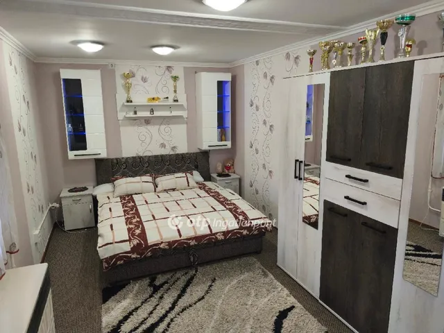 Eladó ház Kunhegyes 108 nm