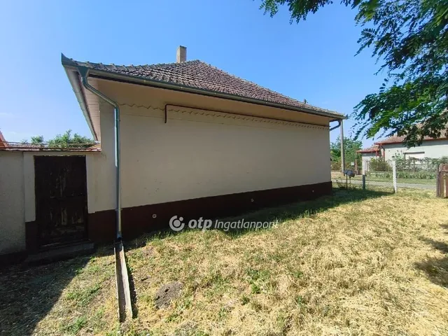 Eladó ház Hunya 65 nm