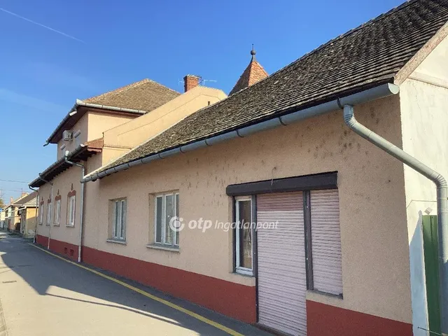 Eladó ház Mezőtúr 305 nm