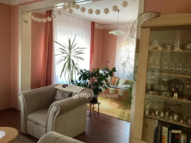Eladó ház Mezőtúr 305 nm