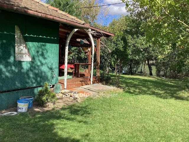 Eladó nyaraló Mezőtúr 30 nm