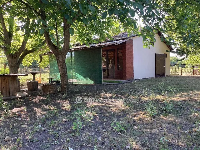 Eladó üdülő és hétvégi ház Gyomaendrőd 30 nm