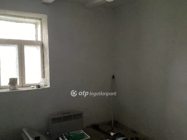 Eladó mezőgazdasági ingatlan Kardos 70 nm