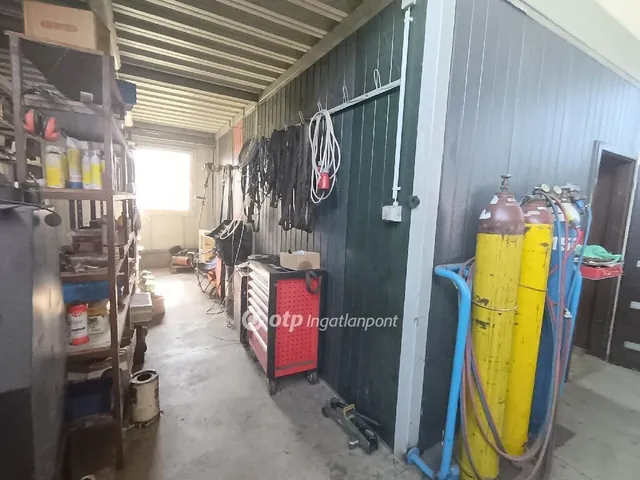 Eladó kereskedelmi és ipari ingatlan Gyomaendrőd 500 nm
