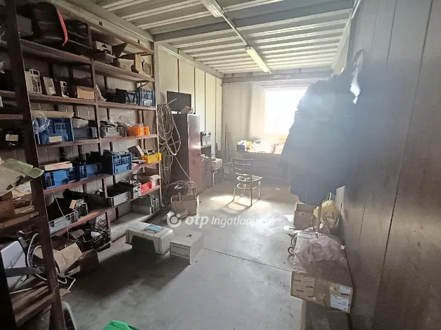 Eladó kereskedelmi és ipari ingatlan Gyomaendrőd 500 nm