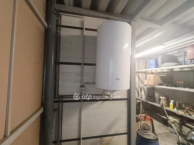 Eladó kereskedelmi és ipari ingatlan Gyomaendrőd 500 nm