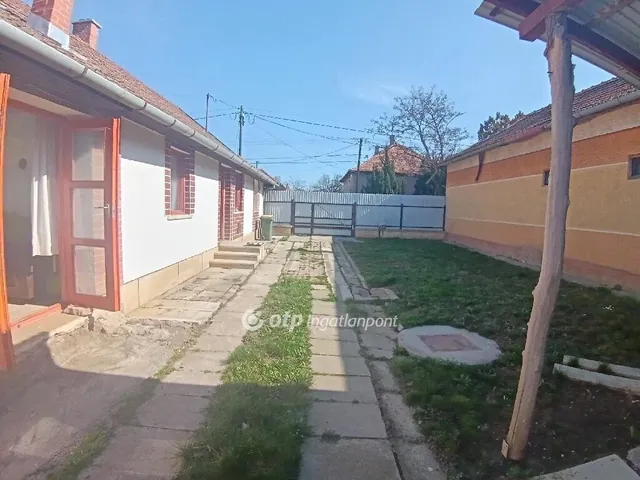 Eladó ház Törökszentmiklós 83 nm