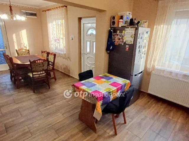 Eladó ház Tiszapüspöki 84 nm