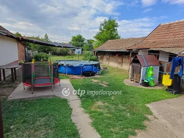 Eladó ház Tiszapüspöki 84 nm