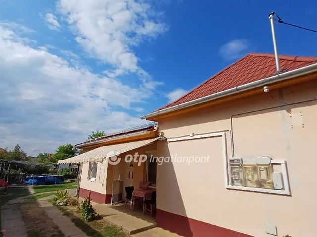 Eladó ház Tiszapüspöki 84 nm