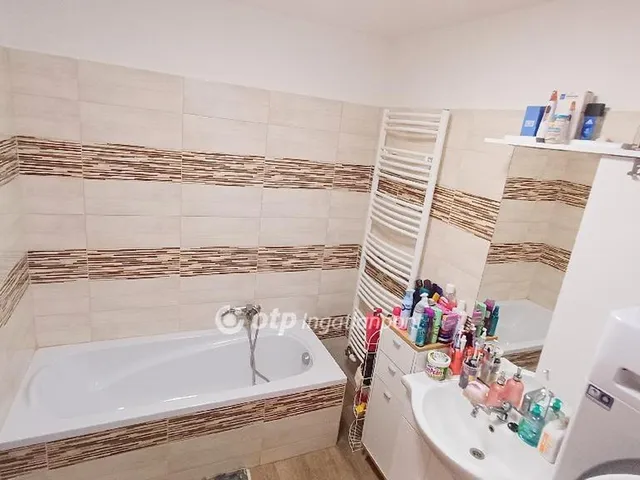 Eladó ház Tiszapüspöki 84 nm