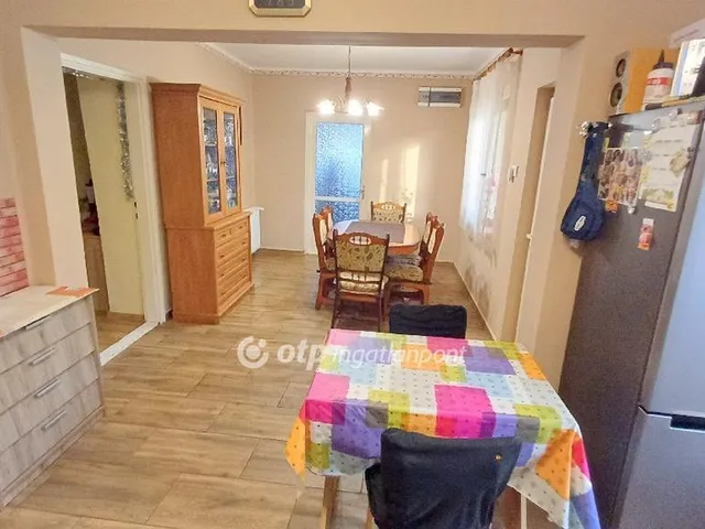 Eladó ház Tiszapüspöki 84 nm