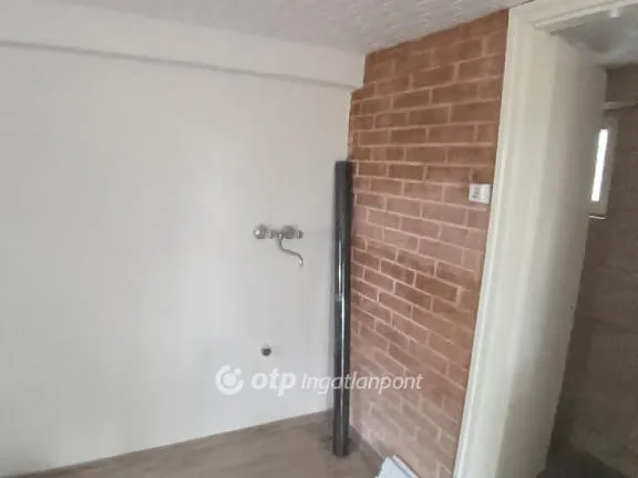 Eladó telek Tiszapüspöki 322 nm