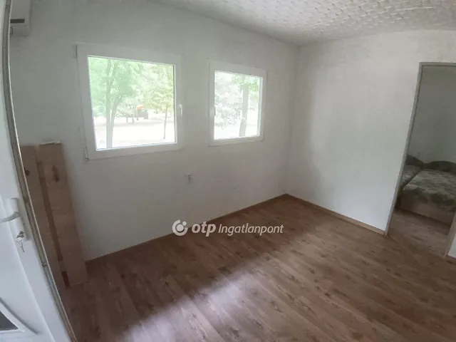 Eladó telek Tiszapüspöki 322 nm