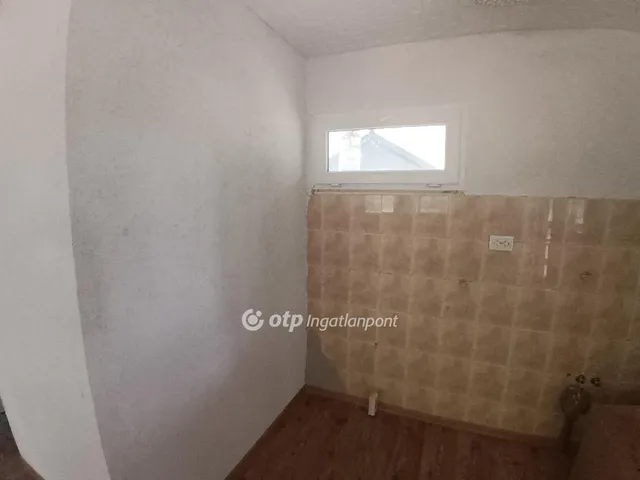 Eladó telek Tiszapüspöki 322 nm