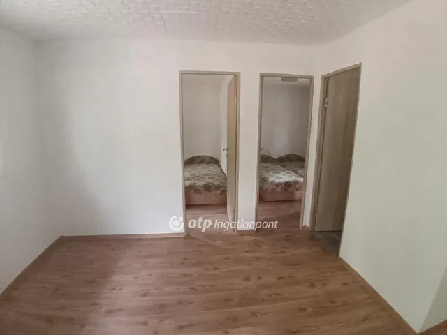 Eladó telek Tiszapüspöki 322 nm
