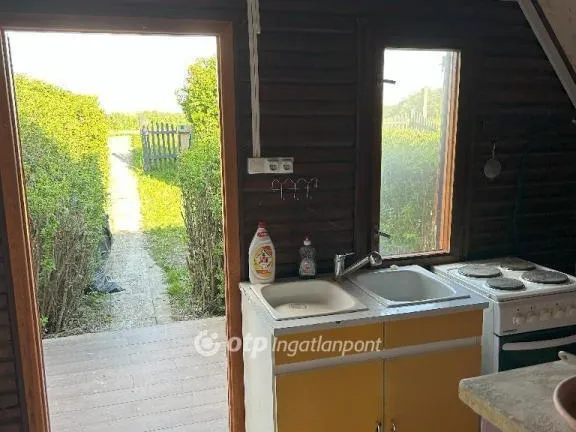 Eladó nyaraló Gyomaendrőd 60 nm