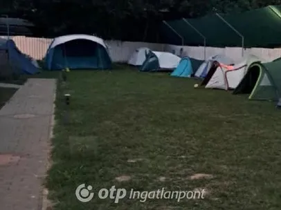 Eladó kereskedelmi és ipari ingatlan Abádszalók 450 nm