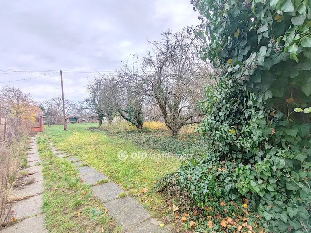 Eladó telek Szolnok, Szandaszőlős 1499 nm