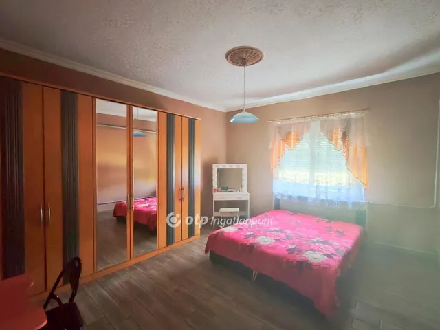 Eladó ház Kőtelek 134 nm