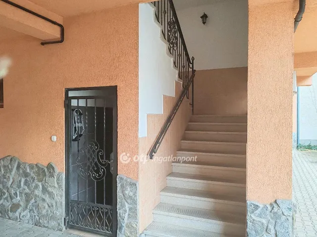 Eladó ház Szolnok, Belváros 733 nm