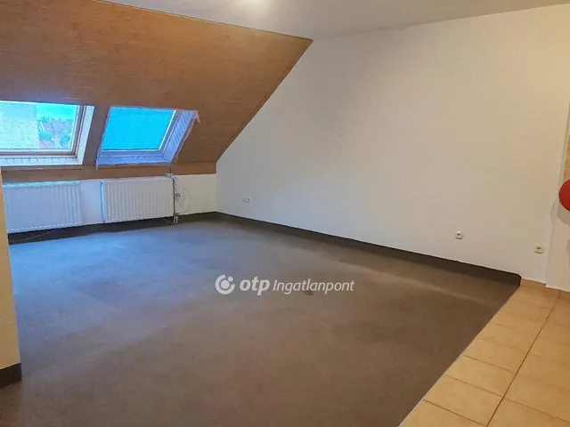 Eladó ház Szolnok, Belváros 733 nm