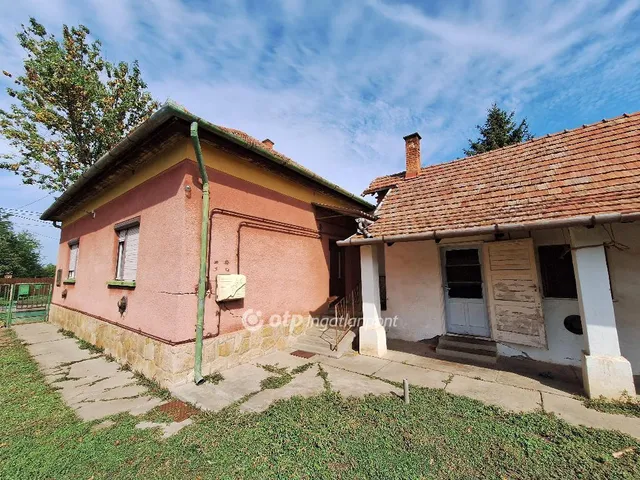 Eladó ház Tiszaörs 80 nm