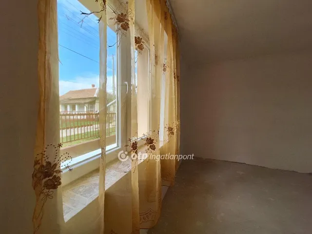 Eladó ház Abádszalók 53 nm