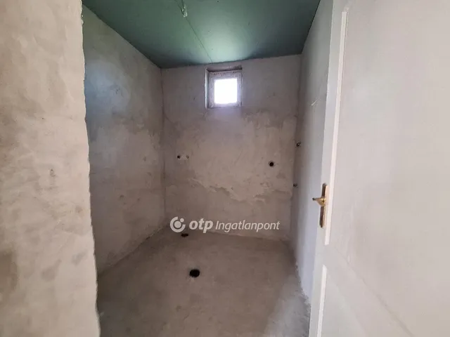 Eladó ház Abádszalók 53 nm