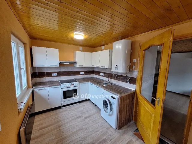 Eladó ház Tiszaörs 36 nm