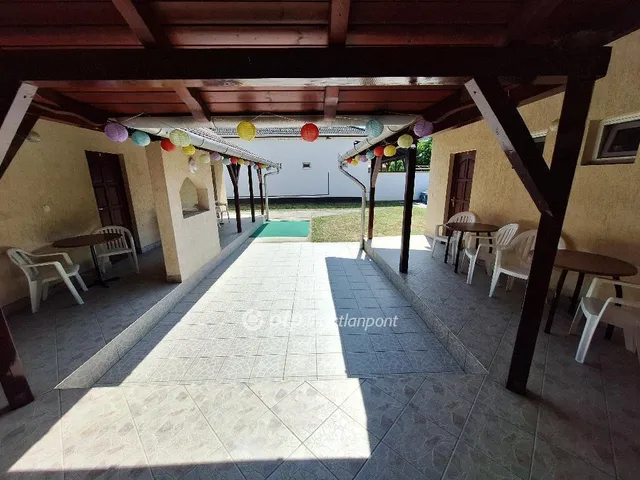 Eladó ház Abádszalók 176 nm