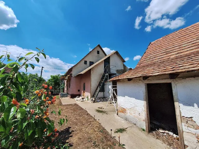 Eladó ház Tiszaörs 80 nm