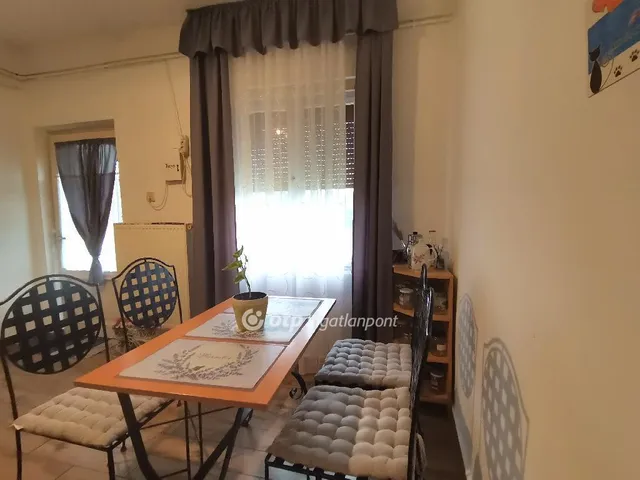 Eladó ház Tiszafüred 86 nm