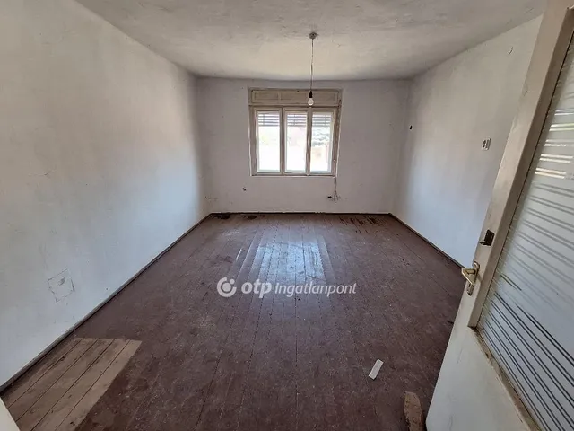 Eladó ház Tiszaszentimre 79 nm