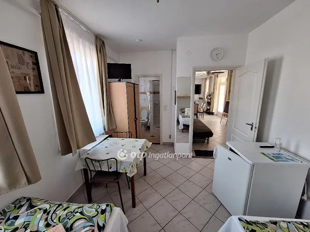 Eladó kereskedelmi és ipari ingatlan Abádszalók 176 nm