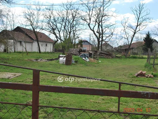 Eladó ház Tiszaszentimre 66 nm