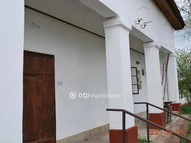 Eladó ház Tiszaszentimre 66 nm