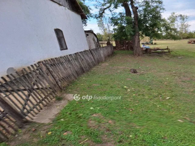 Eladó mezőgazdasági ingatlan Kunmadaras 6415 nm