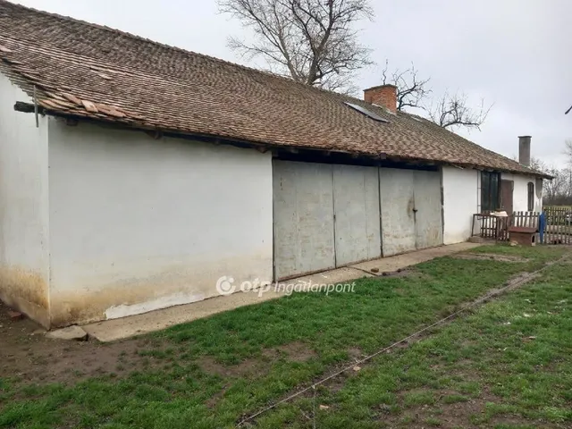 Eladó mezőgazdasági ingatlan Kunmadaras 6415 nm
