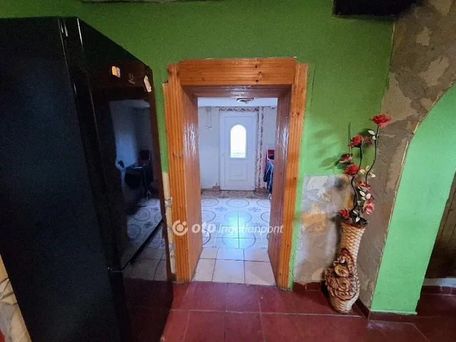 Eladó ház Tiszaigar 61 nm