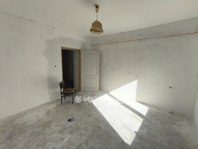 Eladó ház Kondoros 87 nm