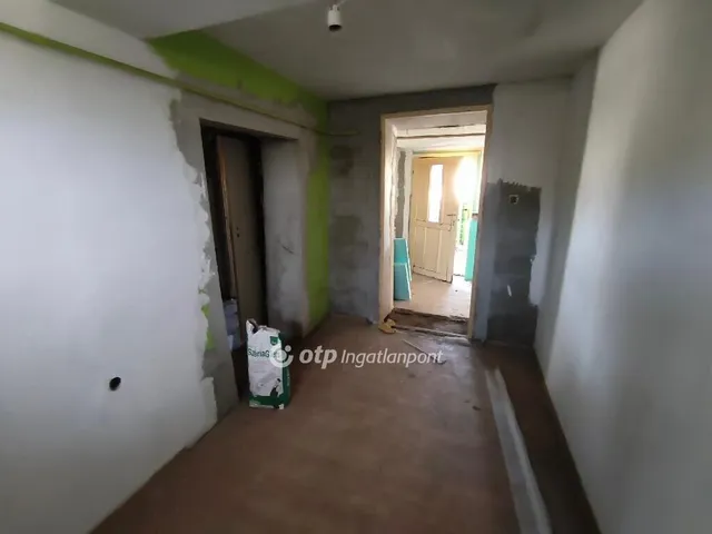 Eladó ház Kondoros 87 nm